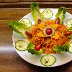 Wortelen - pasta met groene bonen en mango saus