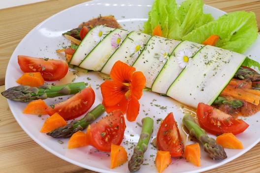 Asperges - pineapple - nectarines - rollen